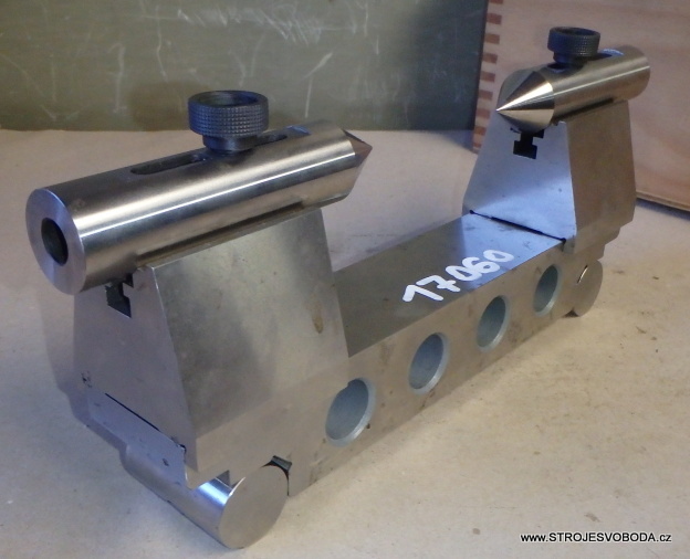 Sinusové pravítko osová vzdálenost válečků 200 (17060 (3).JPG)